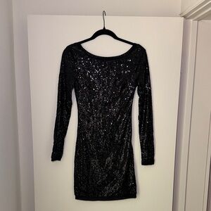 HYFVE Black Long-Sleeve Sequin Bodycon Dress